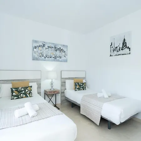 Al-104 - - Alcazaba Lagoon 2 Bedroom * אסטפונה